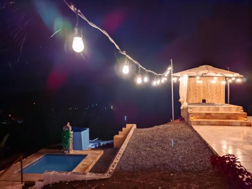 Las Colinas Glamping