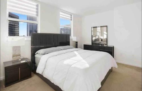 Stunning 2Br Condo brickell-Waterviews-FreeParking in Miami, USA