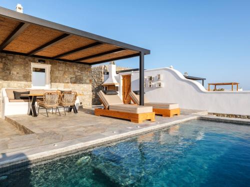Villa Evi & Suites