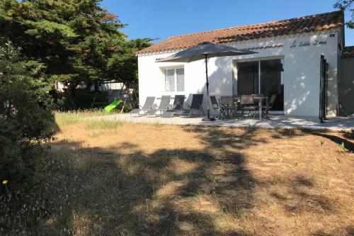 A haven of peace 2 steps from the beach - Location saisonnière - La Tranche-sur-Mer