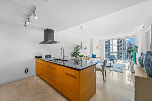 ICON W BRICKELL LUXURY CONDO in Miami, USA