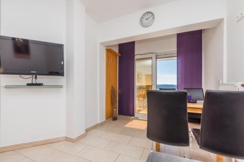 Apartment in Crikvenica with sea view, terrace, air conditioning, WiFi 3492-5, Crikvenica (Cirquenizza) (foto 9)
