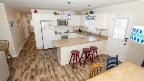 Oceanside, Screened Porch, Close to Shopping and Restaurants! KH146, Camelot, Kitty Hawk (foto 5)