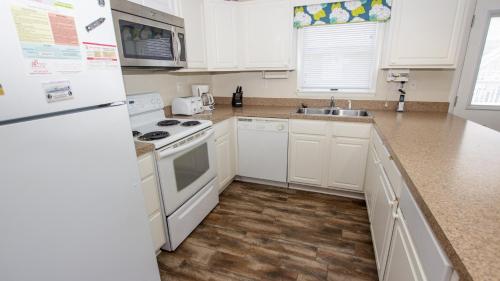 Oceanside, Screened Porch, Close to Shopping and Restaurants! KH146, Camelot, Kitty Hawk (foto 7)