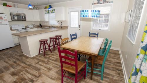 Oceanside, Screened Porch, Close to Shopping and Restaurants! KH146, Camelot, Kitty Hawk (foto 9)