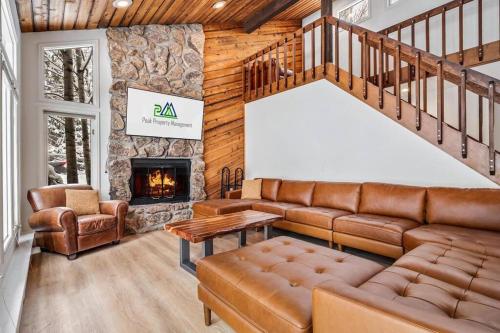 5bed/3.5bath Eagle Vail/HotTub Many Extras! in Avon, USA