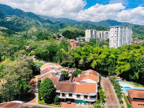 Piso 11 Esplendida vista a las montanas de Calambeo, 3 Habitaciones, capacidad 6 personas Ibague