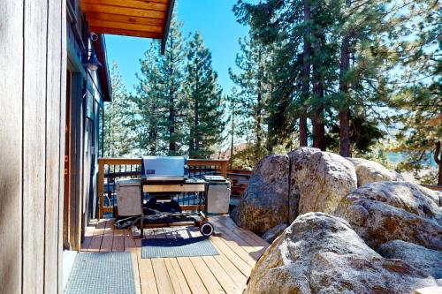 Hilltop Lodge in Kingsbury (NV)