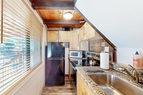 Hilltop Lodge in Kingsbury (NV)