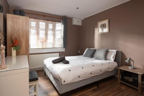 Cosy Modern City Centre 2 Bed Apartment in Albertbridge