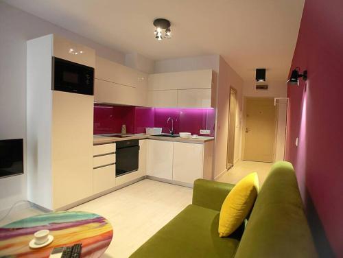 Magenta Apartment with free WiFi, София (фото 10)