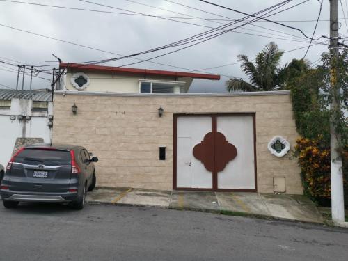 Vista exterior, Beautiful private Room in Beautiful zone in Zona 7