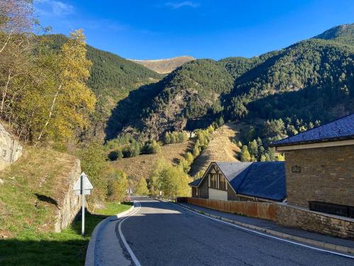 Voltants, Vistas PRECIOSAS Al Valle De Arinsal - 6PAX- A Pie De Pistas & ESQUÍ - Free Parking (Vistas PRECIOSAS Al Valle De Arinsal - 6PAX- A Pie De Pistas & ESQUI - Free Parking l by BonesVacanc) in Arinsal