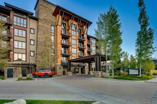 Steamboat Springs Top Condo Gondola to Ski Resort