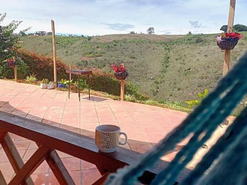 Cabaña, vía al teleférico. Mesa de los Santos