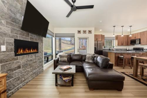 Ridgeview at Granby Ranch townhouse thumb 3