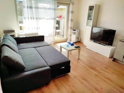 Cozy Sunshine Apartment with Balcony 4 persons max - Location saisonnière - Ivry-sur-Seine