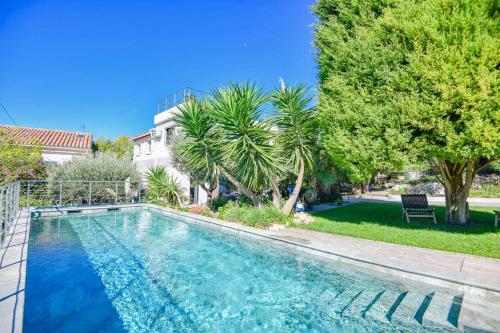 Villa Notre-Dame - Piscine parking 4 chambres - Location, gîte - Marseille