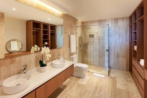 Luxurious Ocean View Apartment in Cabo San Lucas, Mexico