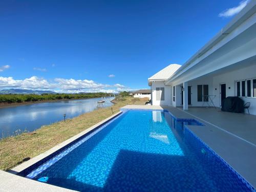 Lake Side Villa Naisoso, Нади (фото 11)