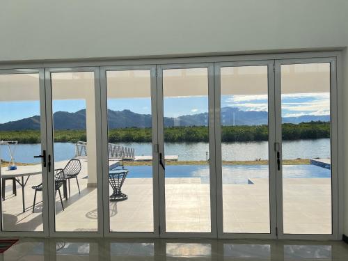 Kilátás, Lake Side Villa Naisoso in Naisoso Sziget