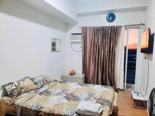 Studio with Balcony at The Loop Tower with Free Parking within Limketkai Center, Cagayan de Oro (foto 6)