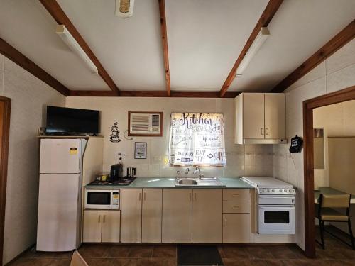 virtuve, Coodlie Park Eco Retreat in Streaky Bay