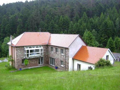 Gîte Gretel, in lush greenery, on the edge of a stream - Location saisonnière - Wangenbourg-Engenthal