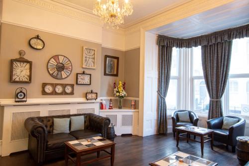 The Grosvenor Plymouth - image 4