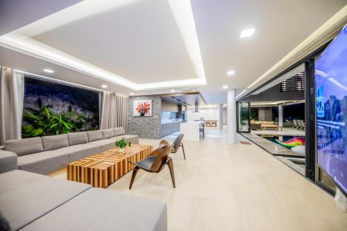 Ocean Front Villa Nha Trang - 공용 라운지/TV 시청 구역