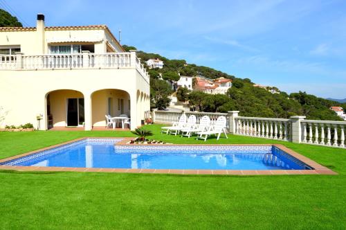  Santa Flora Holiday House, Unterkunft in Lloret de Mar