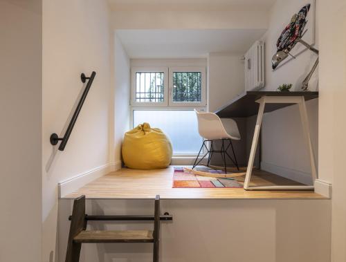 Easylife - Tranquillo studio vicino Prada