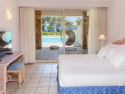 Luxury Family Suite Sea View, Private Pool