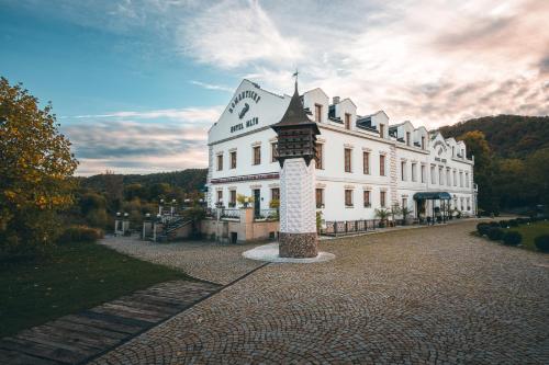 Romantic Hotel Mlýn Karlstejn