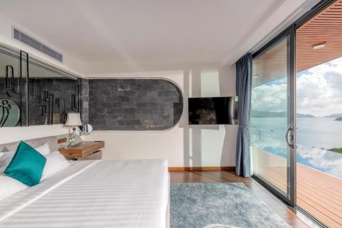 Nha Trang Oceanfront Luxury Villa Anh Nguyen