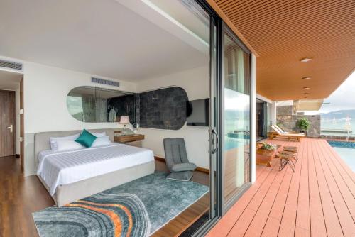 Nha Trang Oceanfront Luxury Villa Anh Nguyen