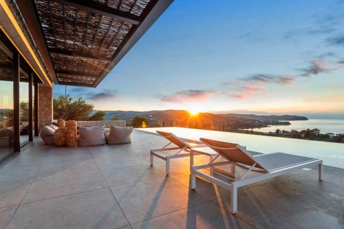 Villa Mamasana - New Magnificent Villa with Infinity Pool & Tennis!