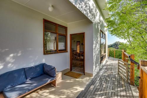 Sea View Timber Escape