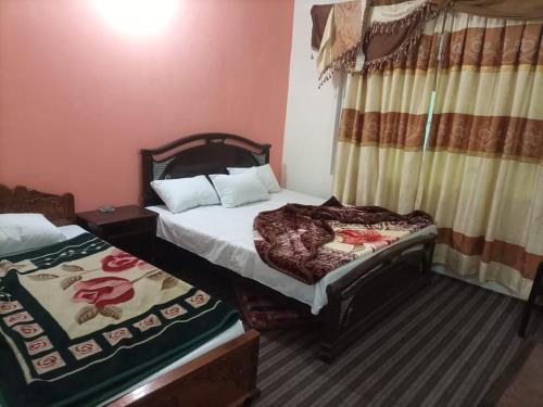 Kaghan Valley Hotel - Photo 1