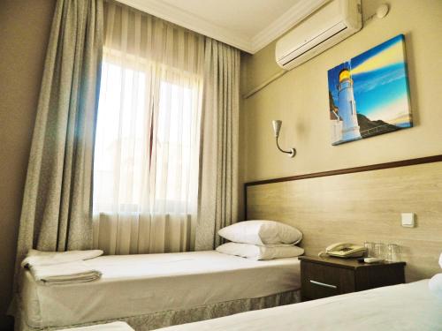 Hotel Crowded House - image 14