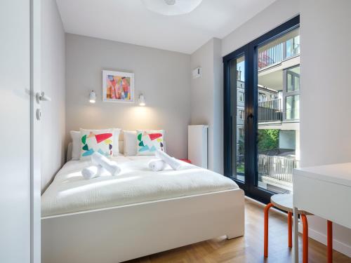 One-Bedroom Apartment with Balcony - II - 39 Kościuszki street