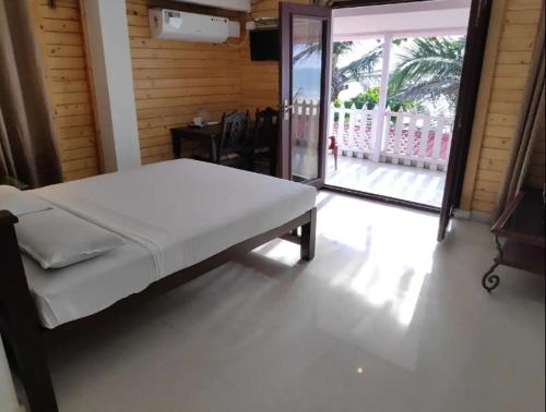 Peles Windsong wooden cottages — Photo 4