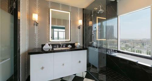 The Beverly Hilton, Лос-Анджелес (фото 7)
