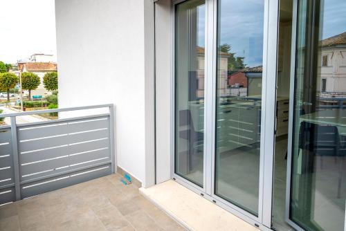 SE029 - Mondolfo, nuovo trilocale con balcone ed a/c