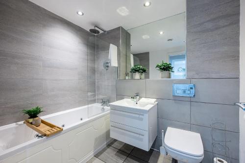 Host & Stay - Halifax House Living, Liverpool (photo 6)