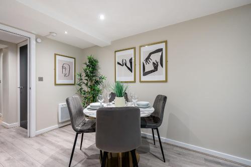 Host & Stay - Halifax House Living, Liverpool (photo 8)