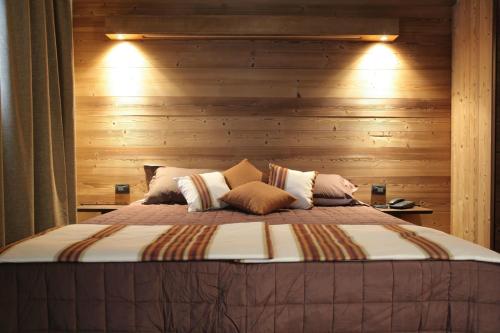 Chambre double avec 1 ou 2 lits, vue sur la montagne