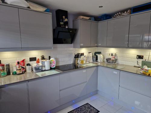 บริการและสิ่งอำนวยความสะดวก, Luxury on a Budget Chelmsford - B&B ROOM in a quiet family home in เชมสฟอรฺด