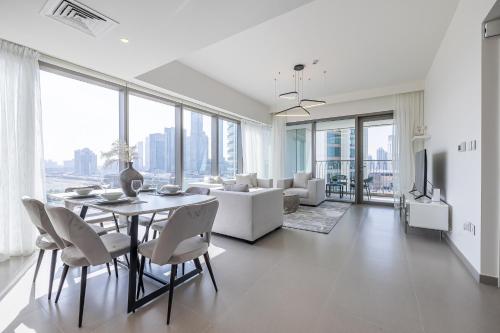 3BDR with Maid Room I Downtown I Burj Khaliva View - image 13