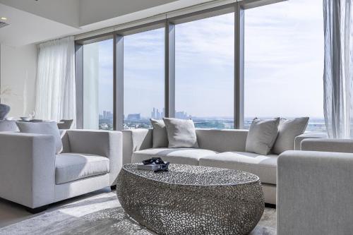 3BDR with Maid Room I Downtown I Burj Khaliva View - image 11